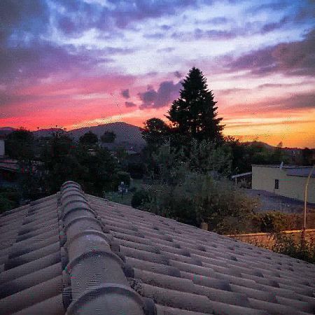 Labico Il Bacio E La Nocciola Bed & Breakfast エクステリア 写真