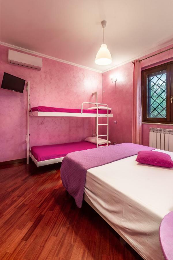 Labico Il Bacio E La Nocciola Bed & Breakfast エクステリア 写真