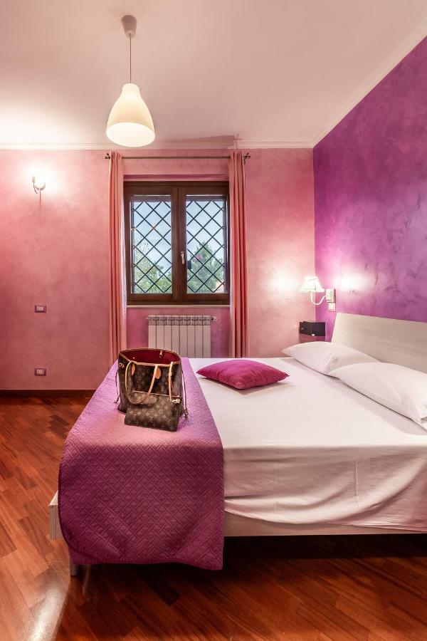 Labico Il Bacio E La Nocciola Bed & Breakfast エクステリア 写真